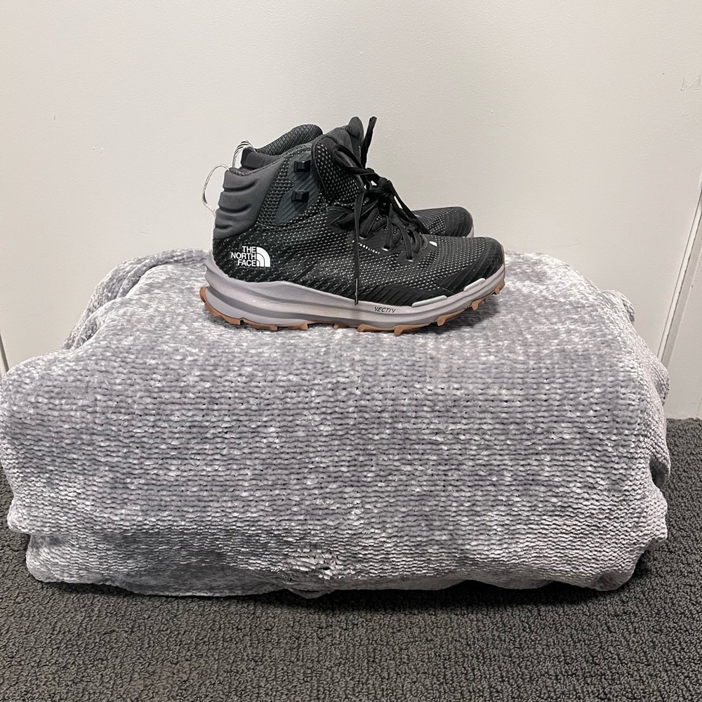The North Face- Women’s Vectiv Hiking Boots